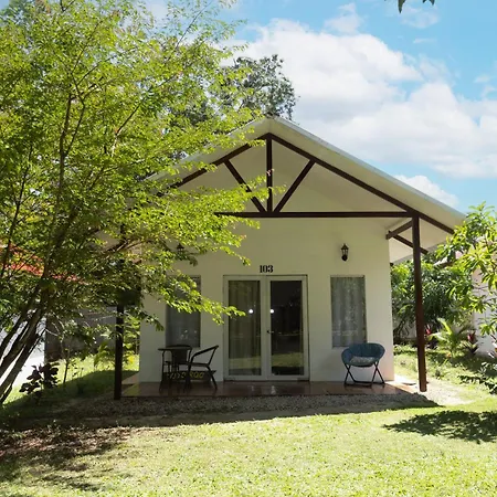 Chaikoni Lodge Pucallpa Exterior photo
